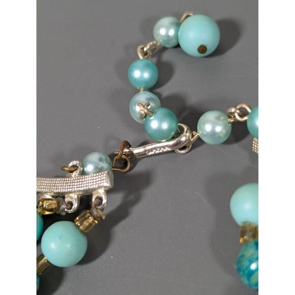 Vintage Japan Aqua Blue Pearlized Lucite Triple Strand Choker Necklace 17" - Picture 8 of 9